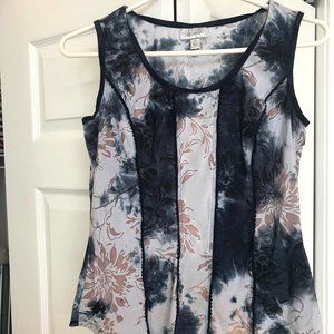 Dress Barn Blue Floral Sleeveless Top Size Medium